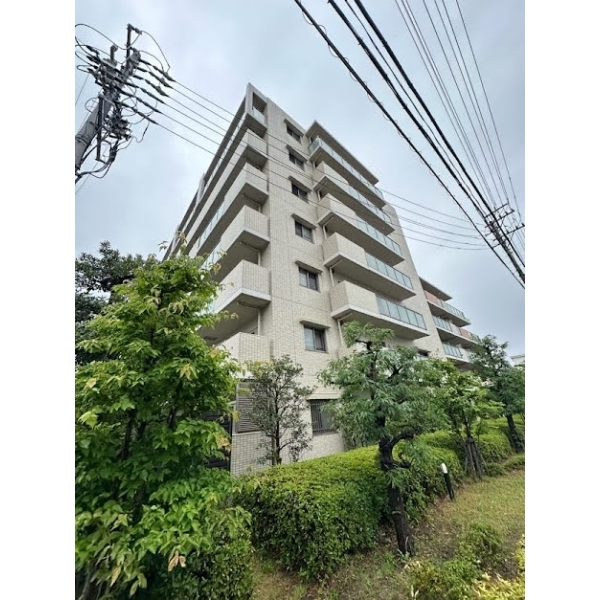 リーデンススクエア八田 外観