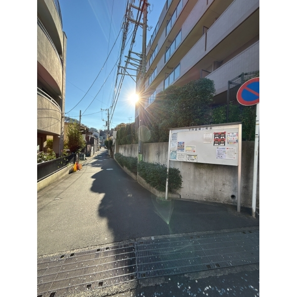 ナイスアーバン溝の口 前面道路