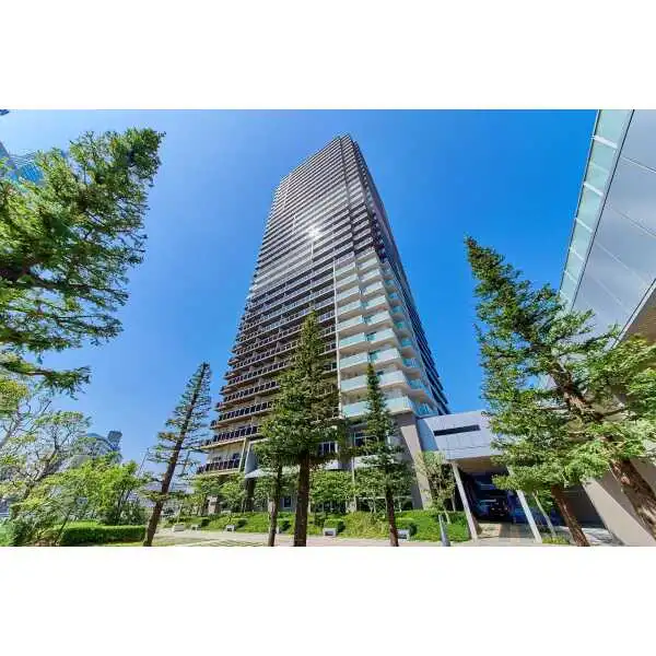 Ｂｒｉｌｌｉａ　Ｔｏｗｅｒ　ＫＡＷＡＳＡＫＩ 外観