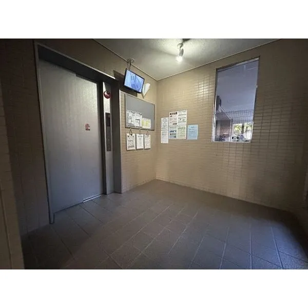 フェアコート大阪城公園 エレベーター1基♪