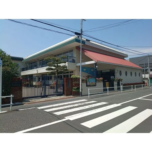 葛飾区東新小岩5丁目 上平井幼稚園(幼稚園・保育園)まで約200m(徒歩3分)