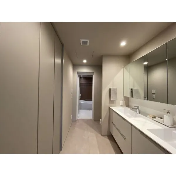 代々木パーク・マンション 家具・調度品等は販売価格に含まれません。