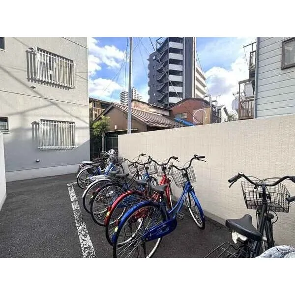 ライネスハイム川口 駐輪場