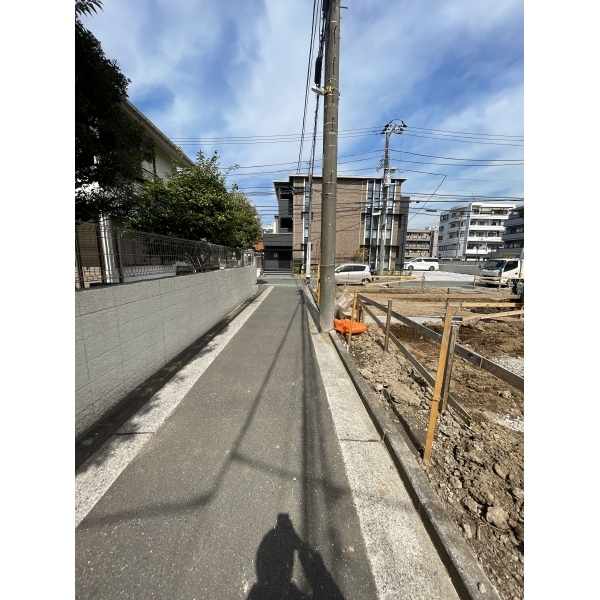 横浜市鶴見区矢向６丁目 北西側前面道路