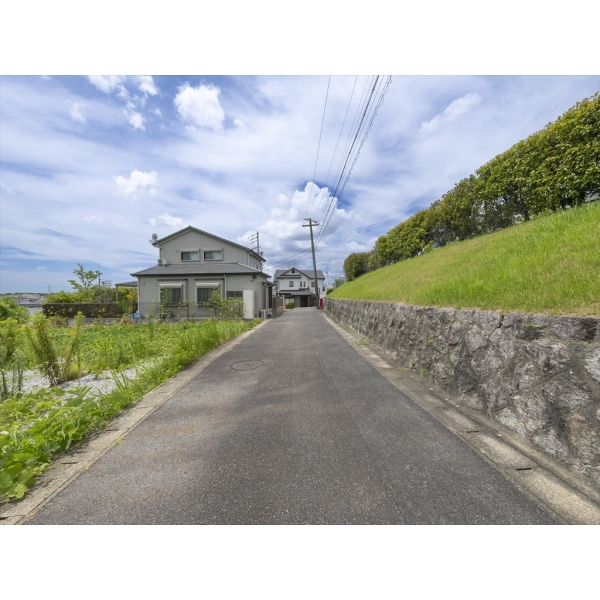日進市岩崎台１丁目 前面道路