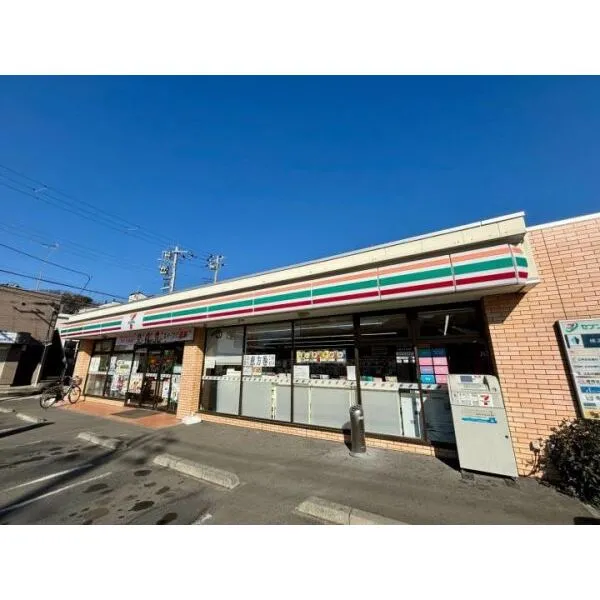横浜市鶴見区東寺尾２丁目 セブンイレブン横浜馬場４丁目店 105m