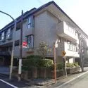 ヒルズ砂土原 重厚感のある外観