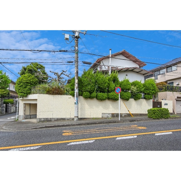 川崎市麻生区上麻生２丁目 南西側前面道路