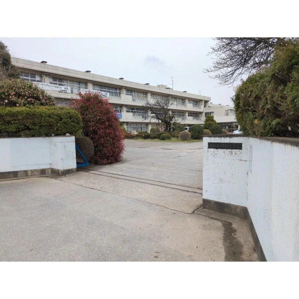 野田市山崎 野田市立南部中学校（中学校）まで約910m（徒歩12分）