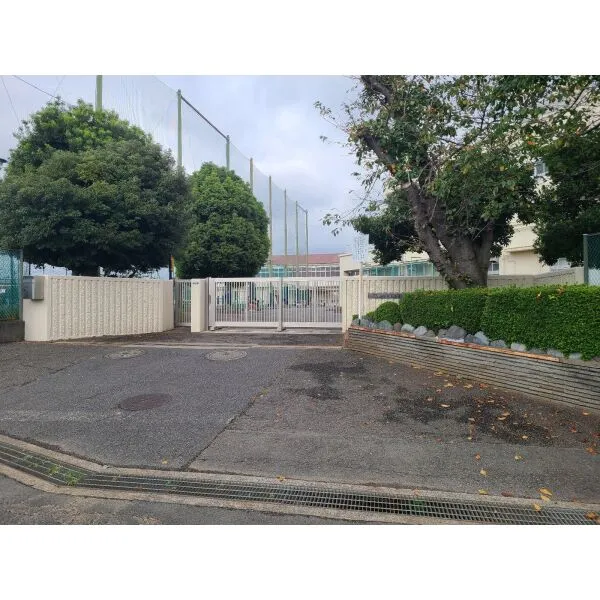 横浜市泉区中田南１丁目 市立中田中学校（中学校）まで約1320m（徒歩17分）