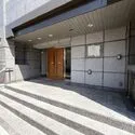 ロイヤルガーデン本八幡ブランシャトー エントランス