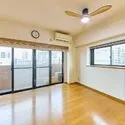 エスタシオン月島 リビング・ダイニング：家具調度品は価格に含まれません(撮影年月：2025年10月)