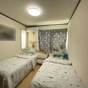 横浜市港北区小机町 2階中央約5.4畳洋室※家具 ・調度品は価格に含まれません。