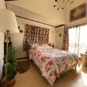 横浜市港北区小机町 2階東側約7.4畳洋室※家具 ・調度品は価格に含まれません。