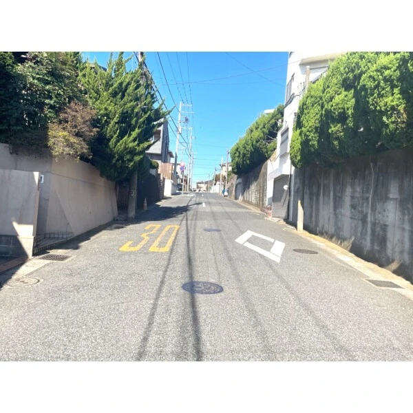 千葉市稲毛区天台２丁目 前面道路
