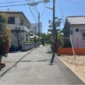 神戸市垂水区歌敷山４丁目 【東側道路】道路幅が広すぎず、車のスピードも出にくくお子様の通学時も安心です