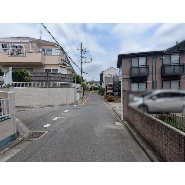 さいたま市浦和区瀬ヶ崎１丁目 西側前面道路