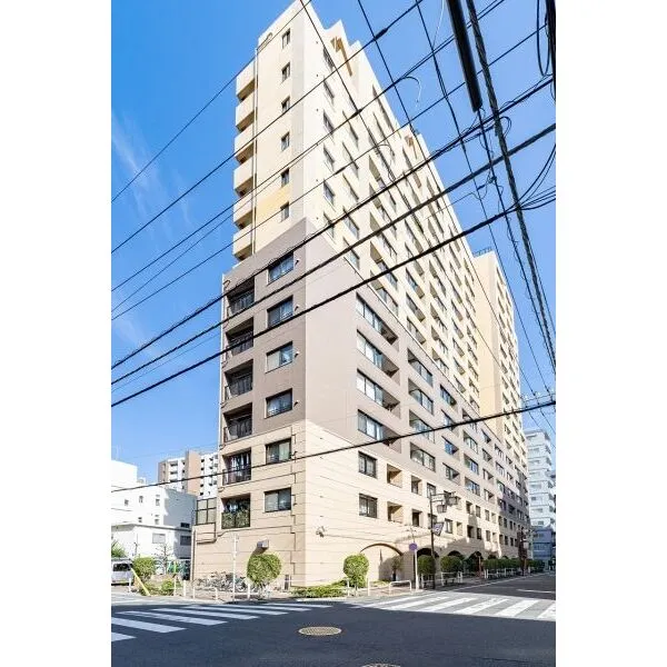 グランシティ　ラピュタタワー 2002年3月築、総戸数120戸