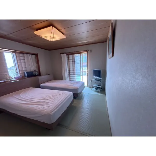 横浜市金沢区富岡西１丁目 2F和室