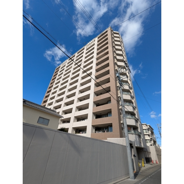 ライオンズ桜山レジデンス 外観