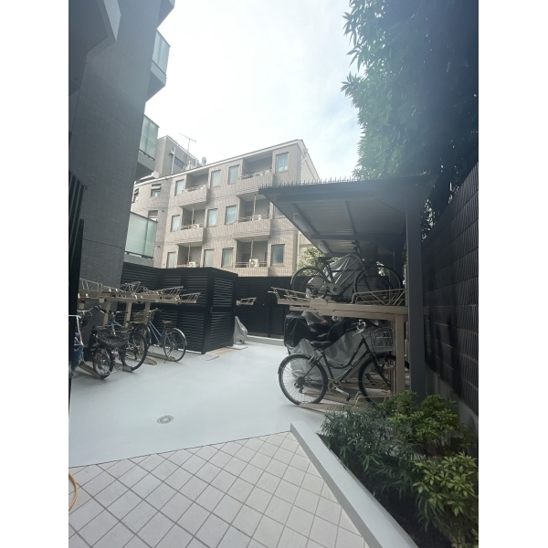 ピアース荻窪 駐輪場