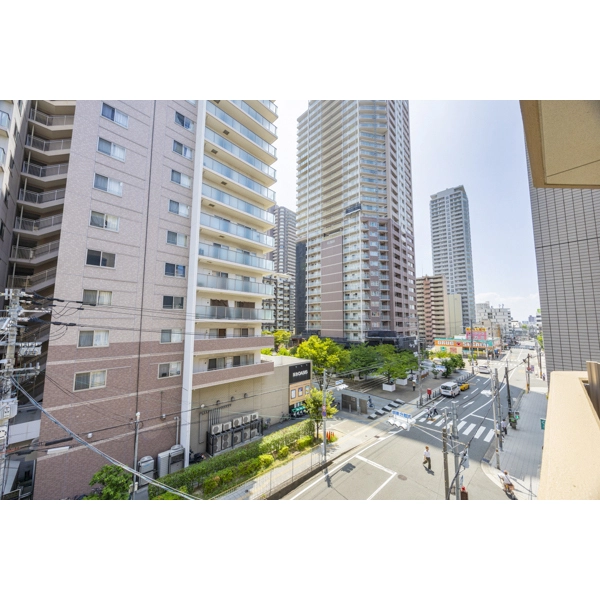 セントファミーユ上本町 東側バルコニーからの眺望