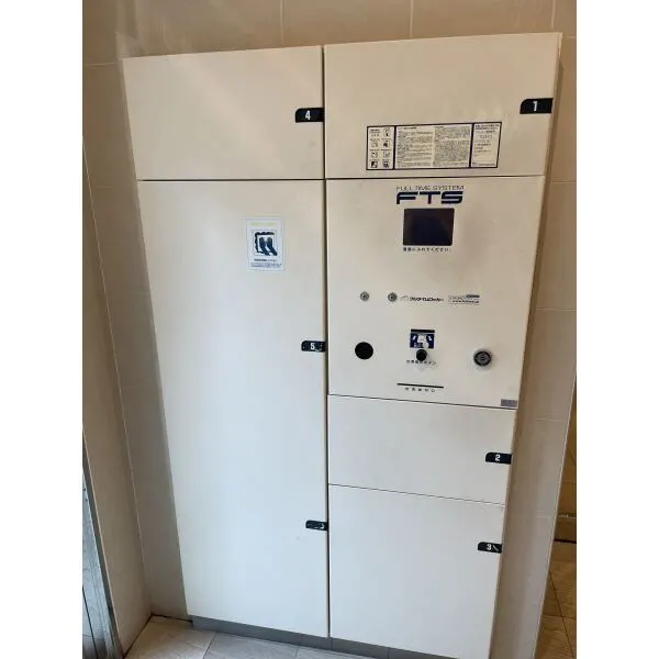 セントファミーユ上本町 宅配ボックス