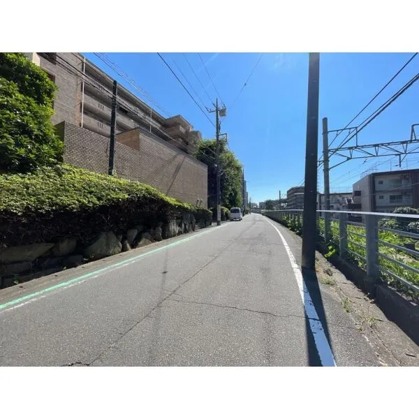 サンマンション青葉台ガーデン 北側前面道路