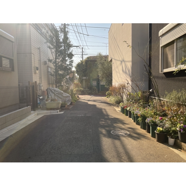 世田谷区上北沢３丁目 東側道路