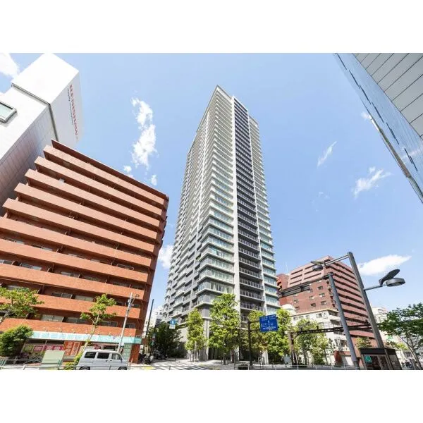 クラッシィタワー新宿御苑 外観：写真中央