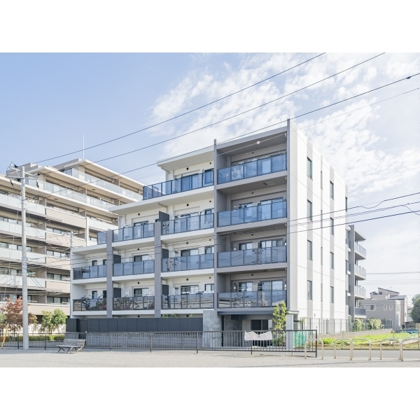 プレシス朝霞 外観