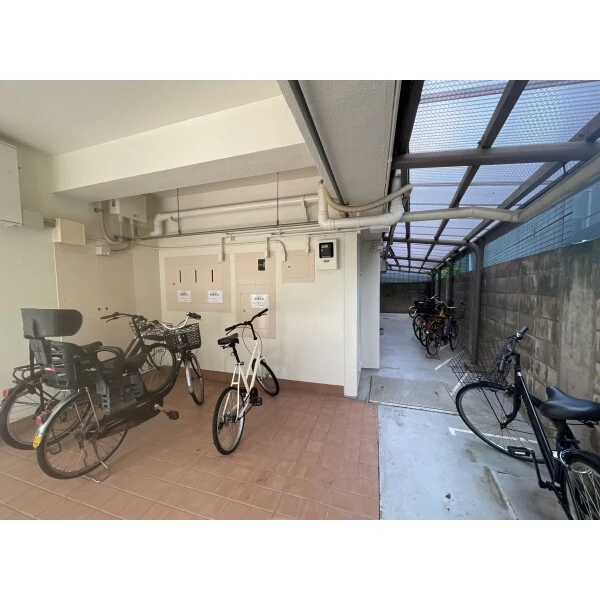 グリーンコーポ東中野 駐輪場