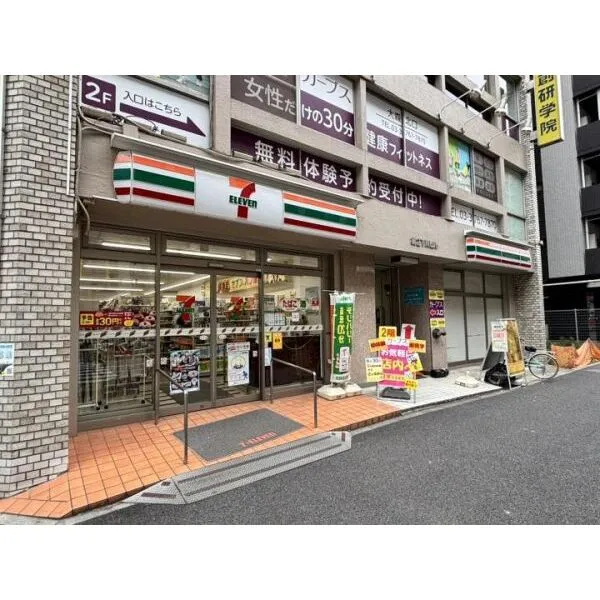 大森駅前住宅１号棟 セブンイレブン品川南大井６丁目店まで徒歩１分