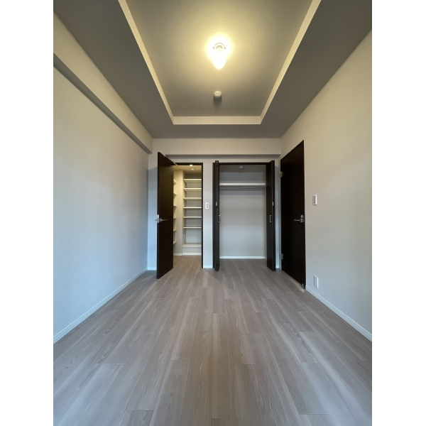 パークスクエア吉祥寺本町 洋室（約6.1畳）