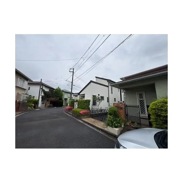 横浜市港南区港南台1丁目 敷地含む前面道路