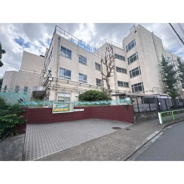 板橋区大谷口北町 板橋区立上板橋第一中学校(中学校)まで約1400m(徒歩18分)