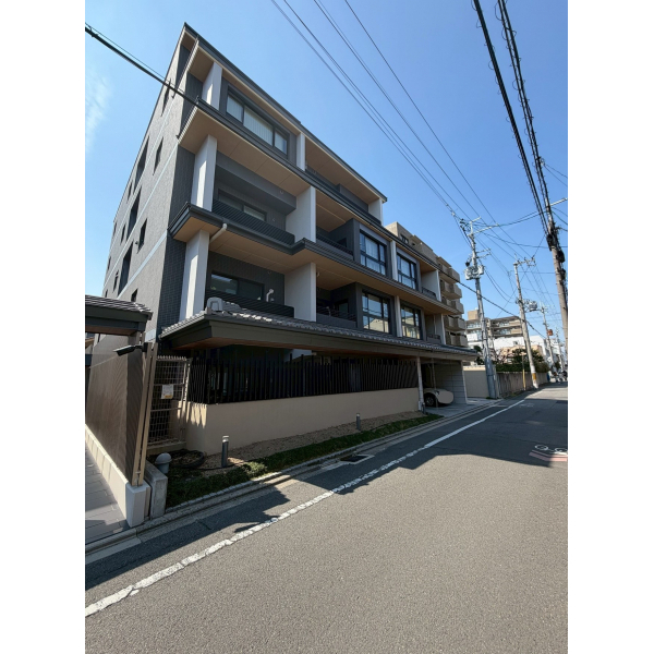 クレヴィア京都御所西 外観