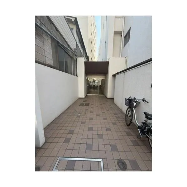 方南第一マンション エントランス前入口