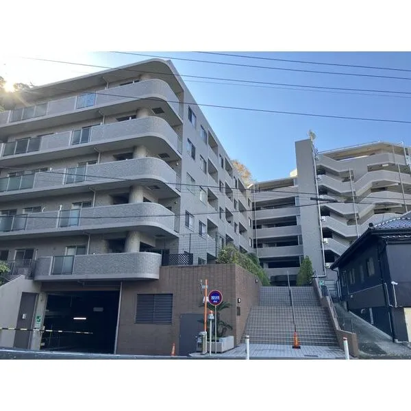 ファミール逗子シーサイドヒルズ 外観