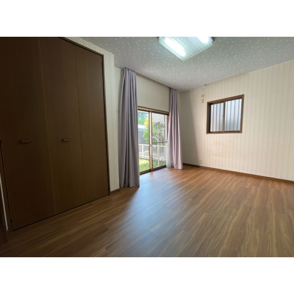 横浜市戸塚区上倉田町 1階洋室6.6畳