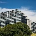 エアヒルズ藤沢 2018年築、自然豊かな高台に佇むランドマークレジデンス