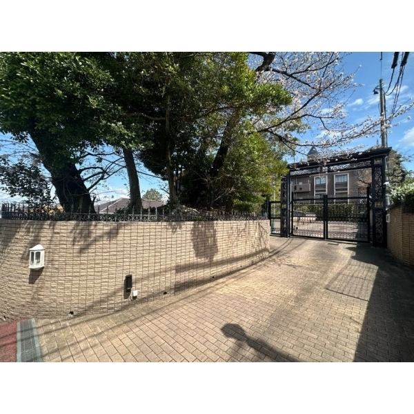 ヴェルサイユ東山公園 その他画像