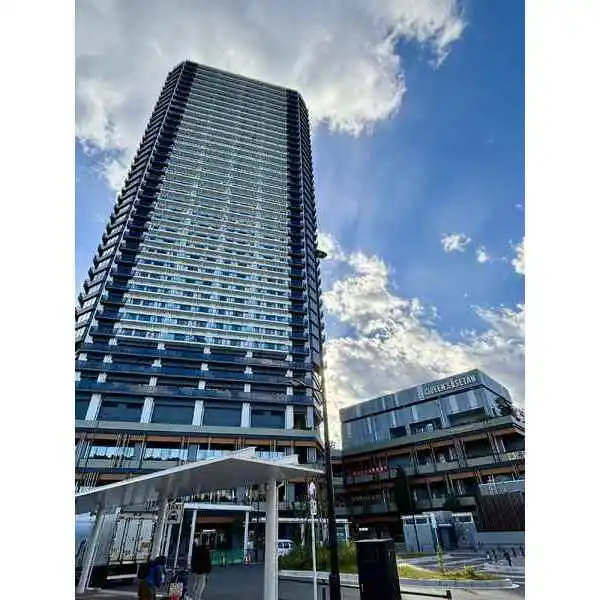 ザ・タワー十条 外観