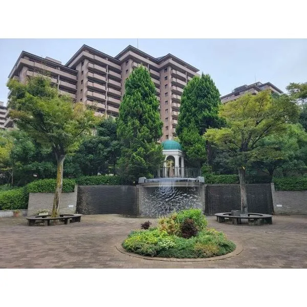 サン・ステージ緑園都市東の街五番館 居住者のコミュニティスペースとなるコミュニティプラザ