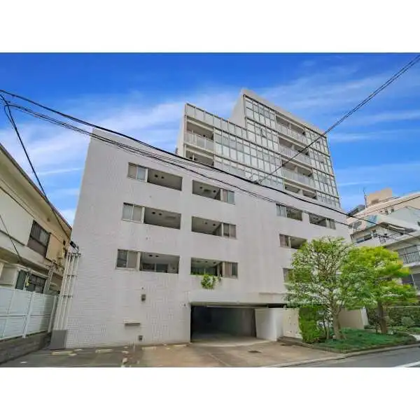 ブランクレア代々木公園 外観