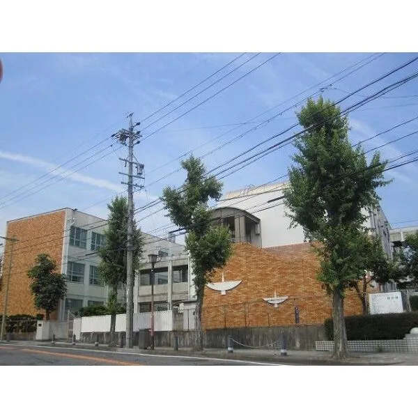 名古屋市熱田区五番町 宮中学校 2200m