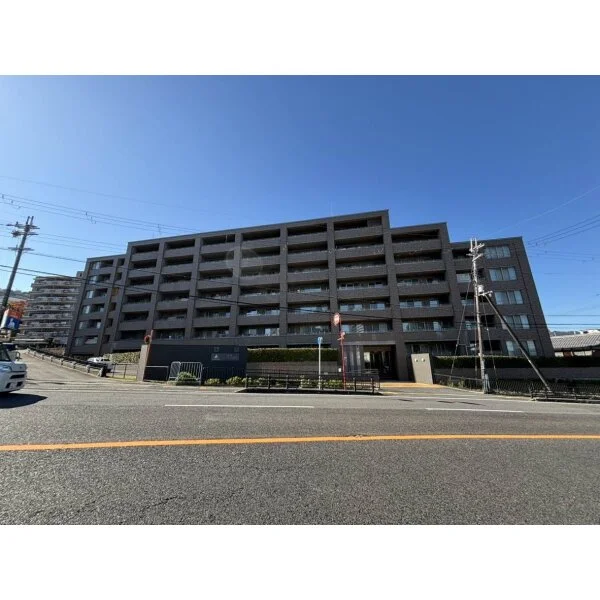 サーパス朝日が丘 外観