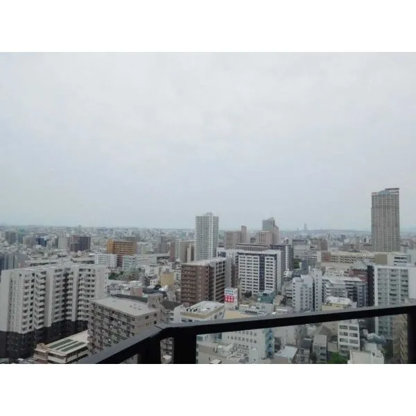 シティタワーグラン天王寺 眺望：サービスバルコニーから（南西方向）(撮影年月：2026年06月)
