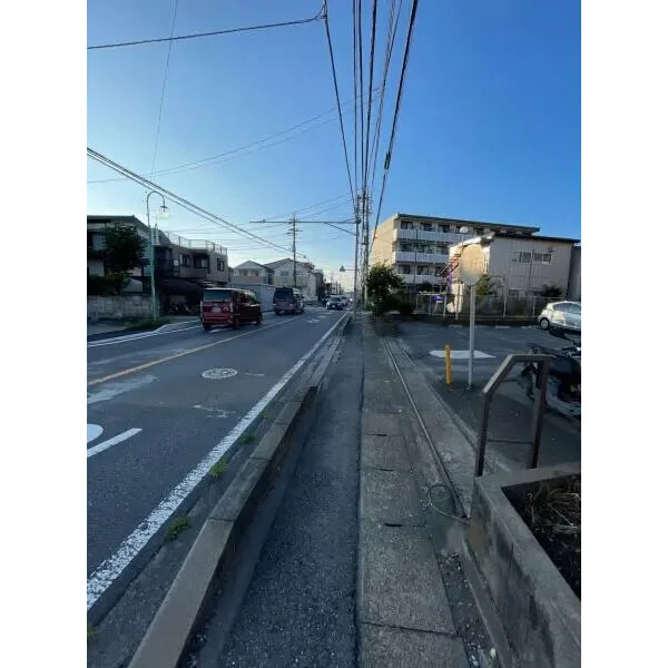 柏市根戸 南西側道路