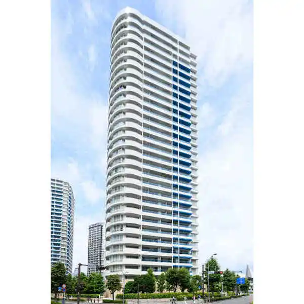 Ｍ．Ｍ．ＴＯＷＥＲＳ　ｔｈｅ　Ｓｏｕｔｈ 外観